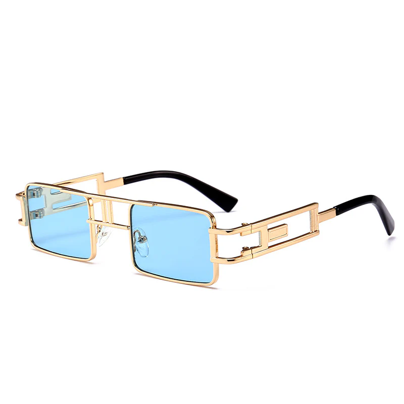 Chic Aviator-Style Sunglasses